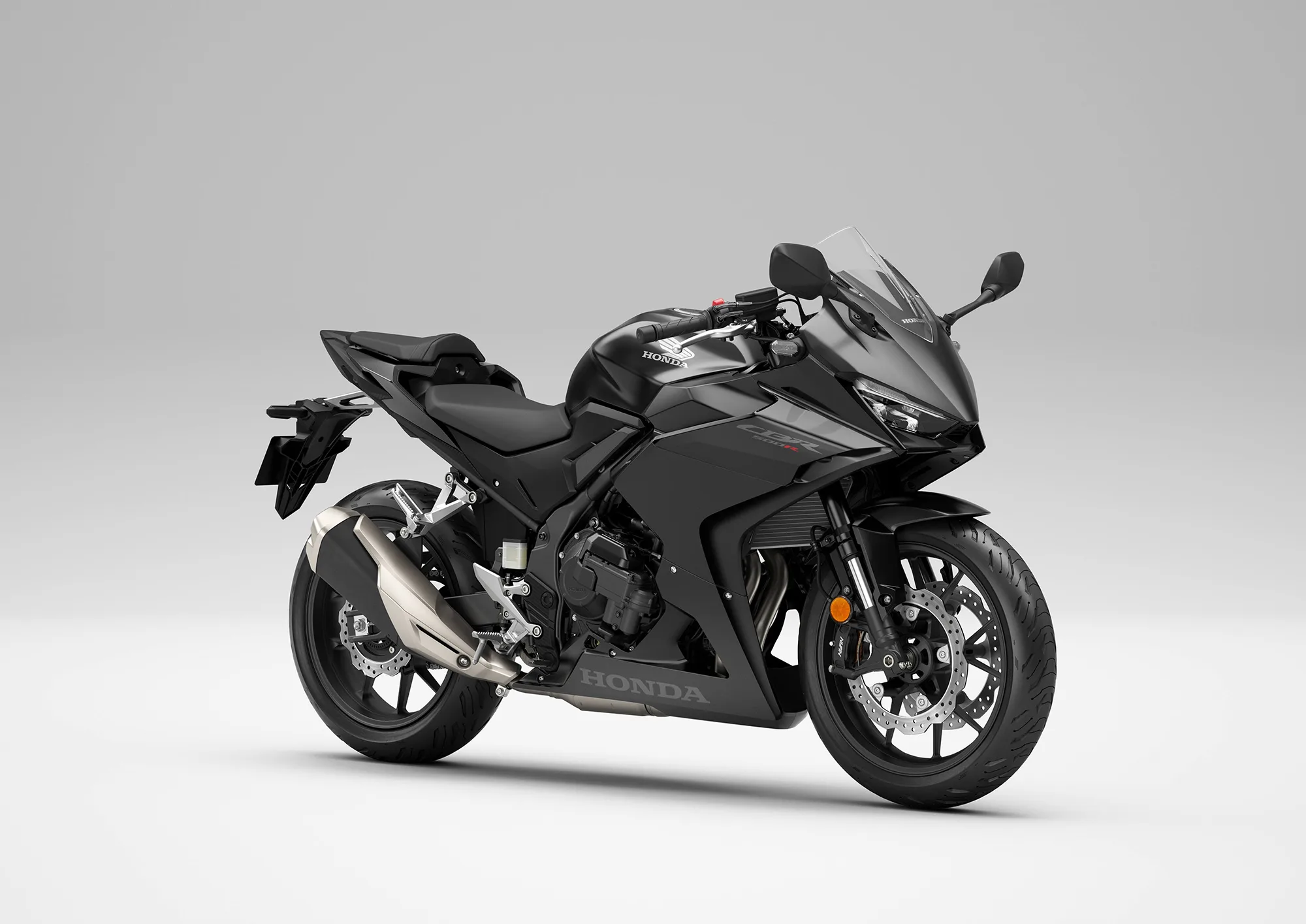 Honda CBR500R: E-Clutch teknolojisi ile yeni bir sürüş deneyimi 3 Honda CBR500R