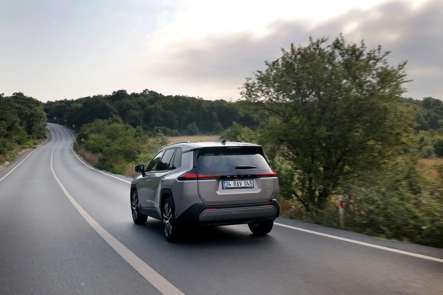 Yeni Toyota RAV4 Hybrid