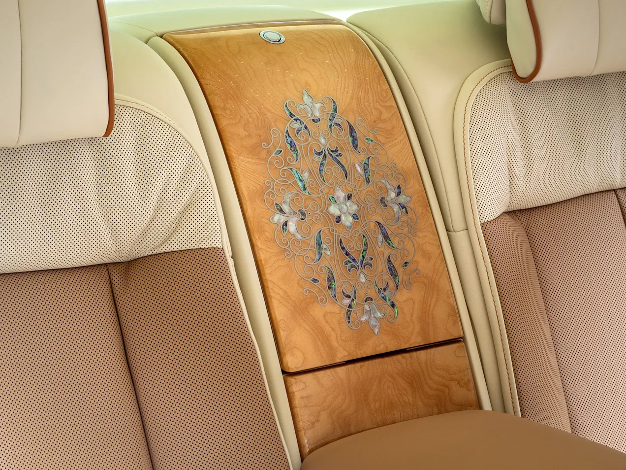 Rolls-Royce'un inovatif tasarımı: Phantom Hummingbird 3 1789474499 RR PhantomHummingbird 7