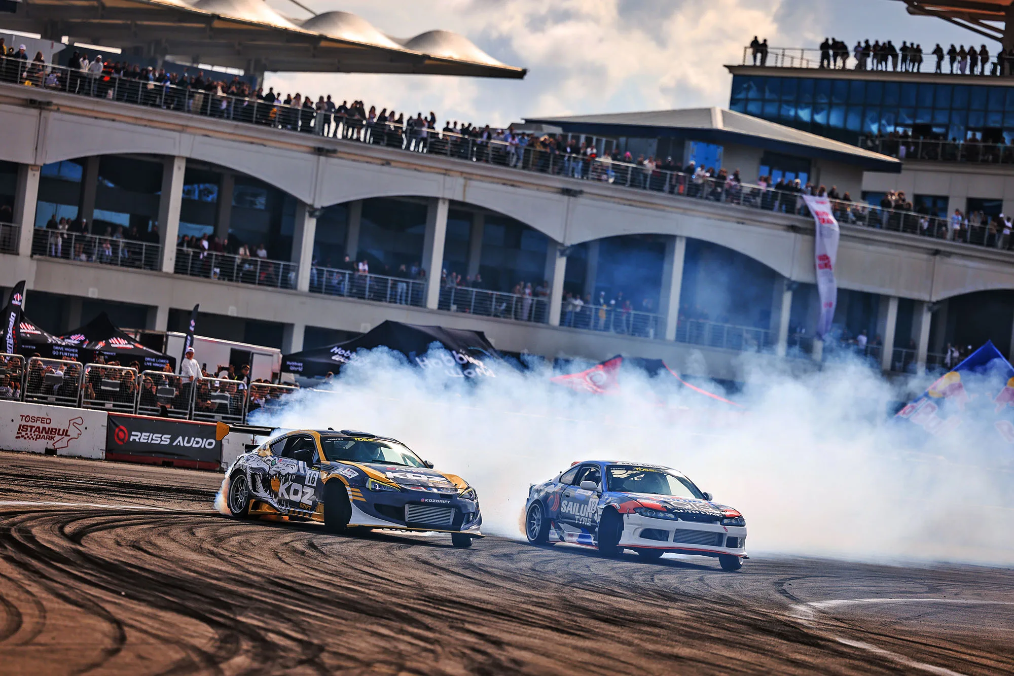 İstanbul Park'ta drift rüzgarı esti: Türkiye Drift Şampiyonası 4. ayak yarışları 1 İstanbul Park'ta drift rüzgarı esti: Türkiye Drift Şampiyonası 4. ayak yarışları