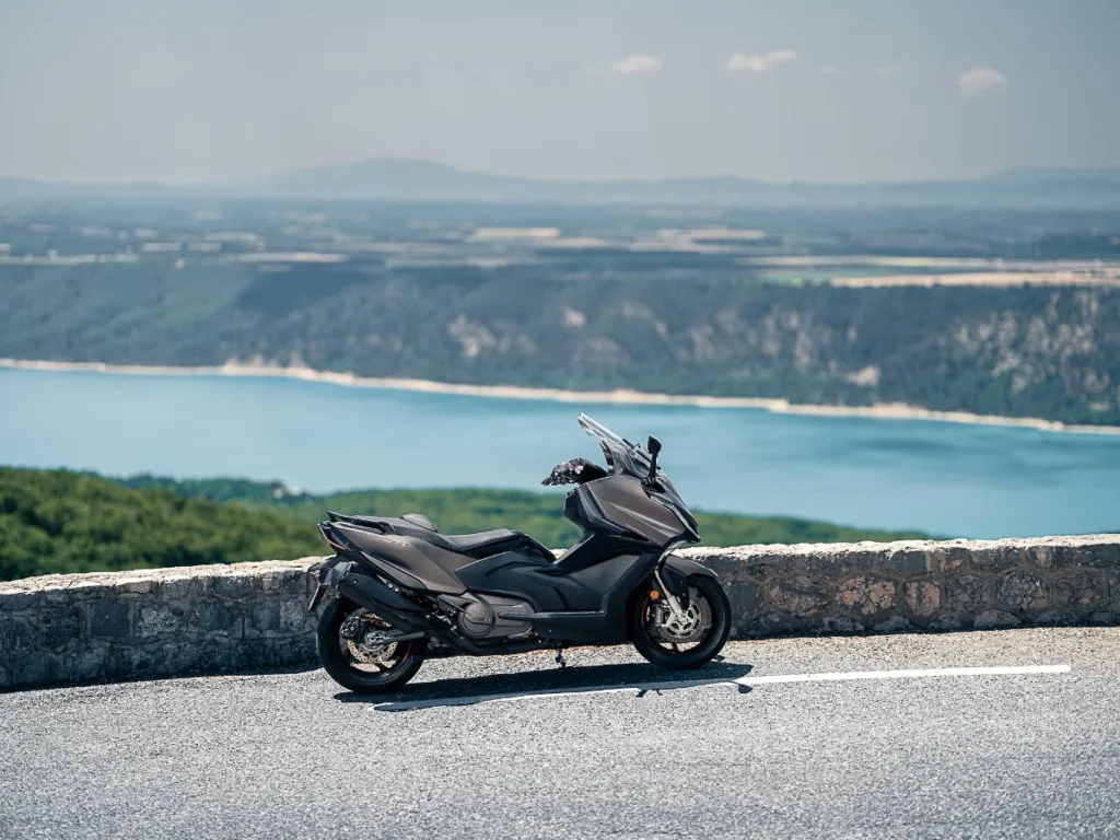 KYMCO AK575